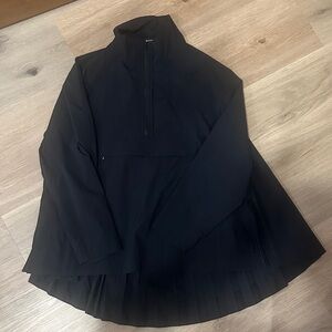 Athleta Black Pleated Long-Sleeve Top